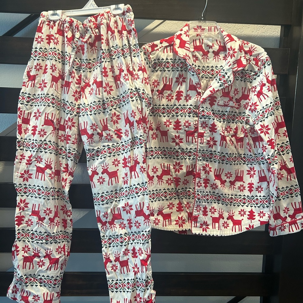 Hanna Andersson Red and White Reindeer 100% cotton flannel pajamas